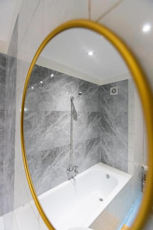 Light-2 Lovely Apartment In Тирана Екстериор снимка
